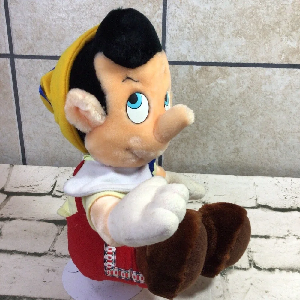 Vintage Walt Disney Pinocchio Plush Collectible Rare Stuffed Animal Souvenir‎